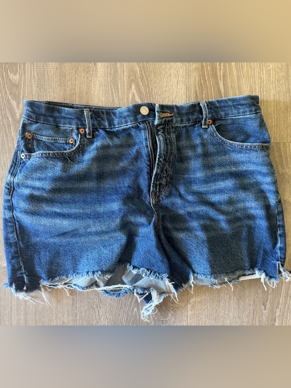 American Eagle Outfitters Curvy Relaxed Dark Blue Frayed Hem Denim Shorts